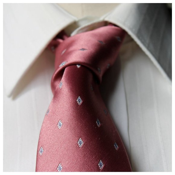 Vintage Etienne Aigner Cranberry Pink Blue & White Embroidered Diamond Silk Tie - Picture 2 of 10